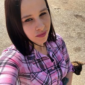 Meet your Posher, Kimberly